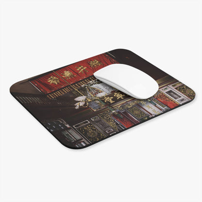 Chinatown Computer Desk Mouse Pad With White Mouse