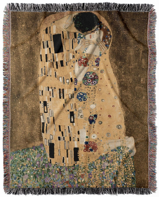 Famous Kissing woven throw blanket, made with 100% cotton, presenting a soft and cozy texture with "The Kiss" by Gustav Klimt for home decor.