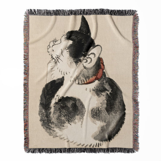 Japanese Black and White Cat woven throw blanket, made of 100% cotton, presenting a soft and cozy texture in a minimalist style for home decor.