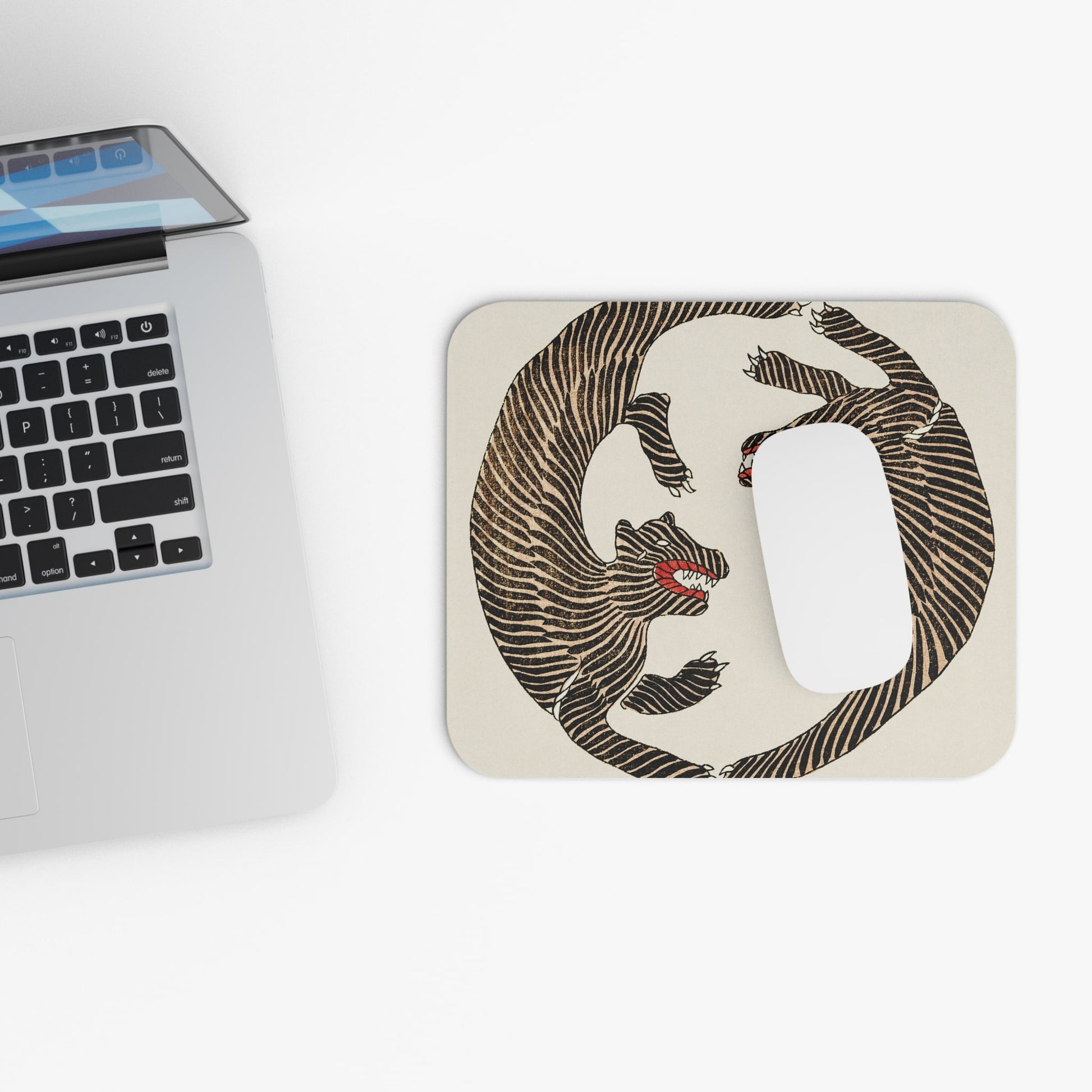 Vintage Cool Tiger Design Laptop Mouse Pad with White Mouse