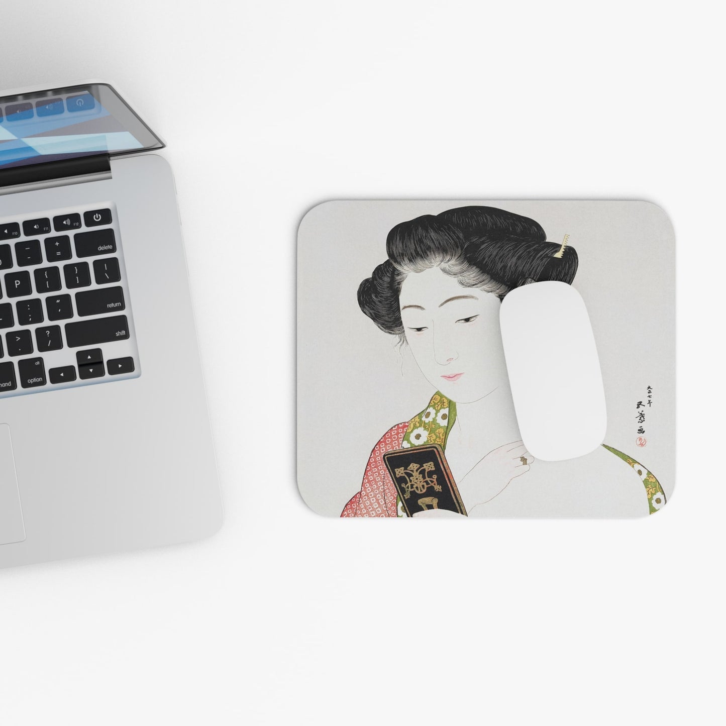 Vintage Japanese Aesthetic Design Laptop Mouse Pad with White Mouse