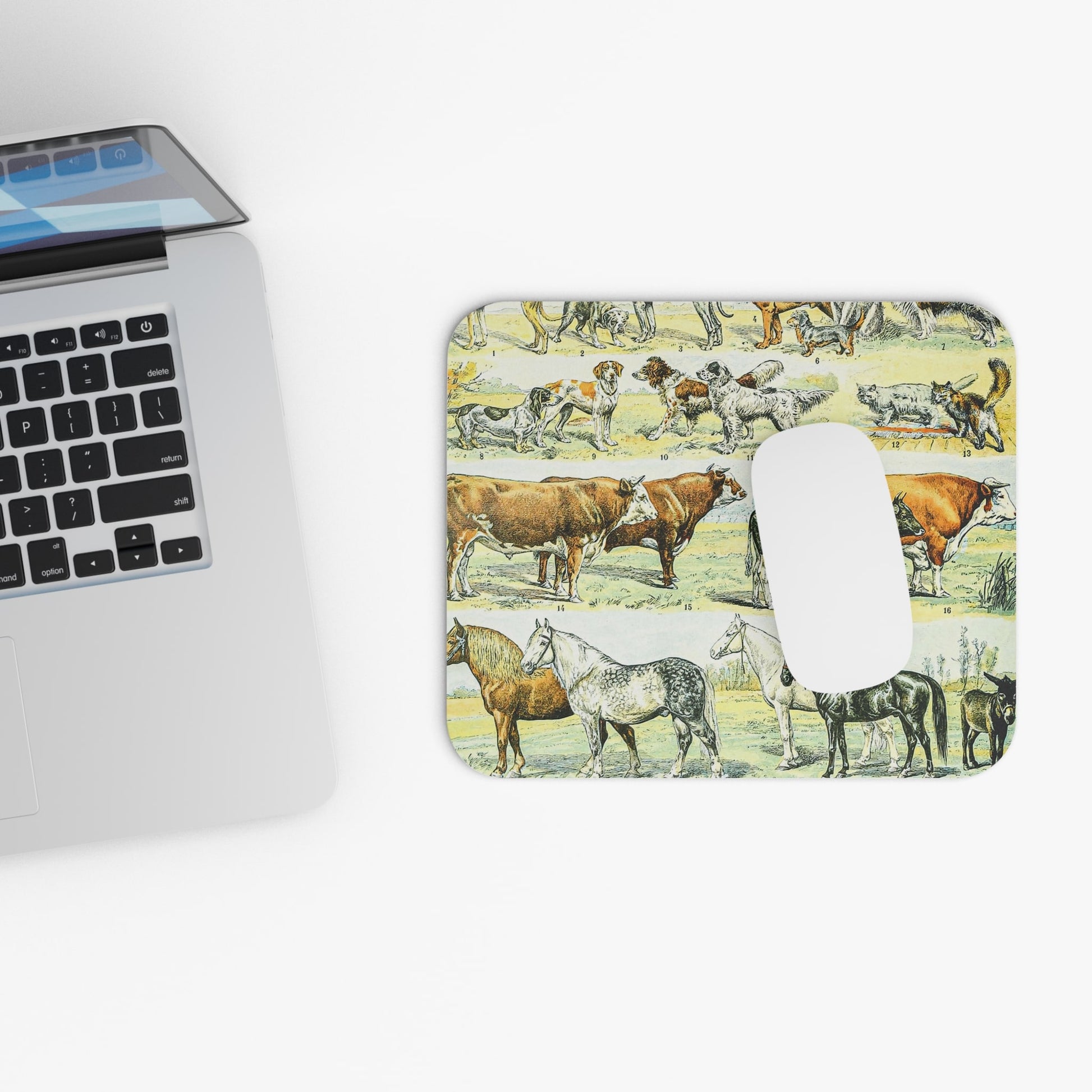 Vintage Wild Animals Design Laptop Mouse Pad with White Mouse